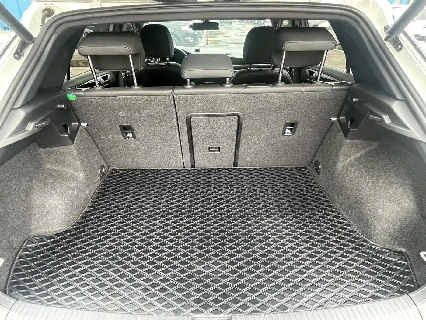 Volkswagen T-ROC 2021 280TSI DSG 4WD Luxury Connected фото 7