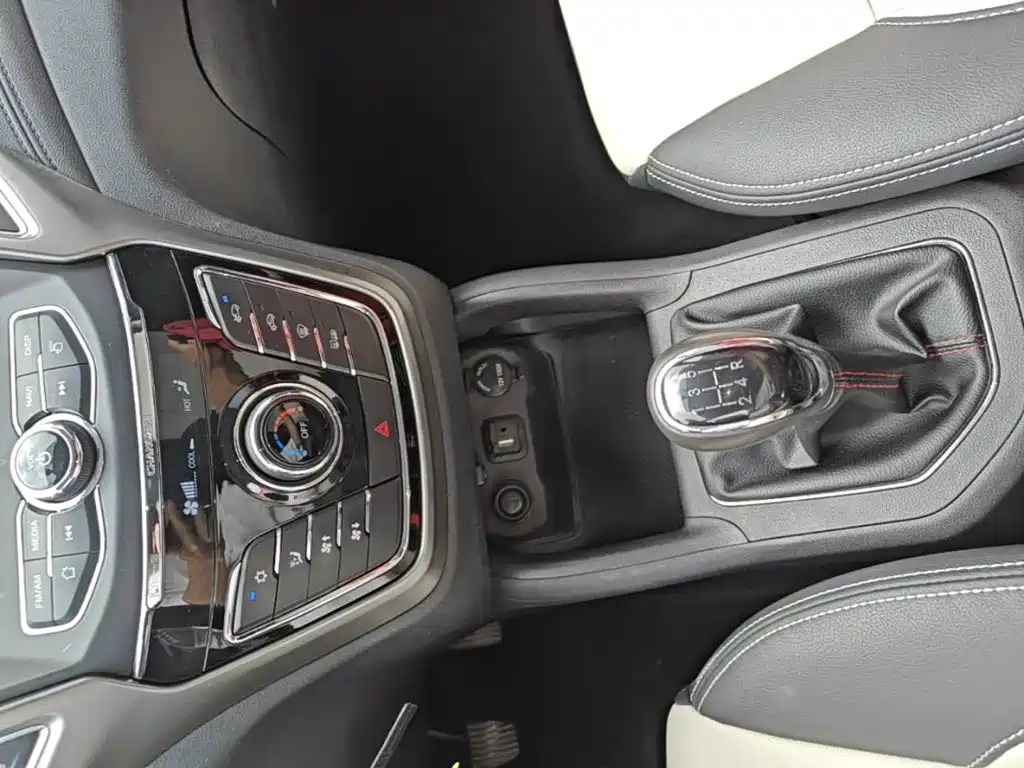 Changan CS35 2018 2017 1.6L Manual Luxury