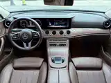 صورة 5 - Mercedes-Benz E-Class