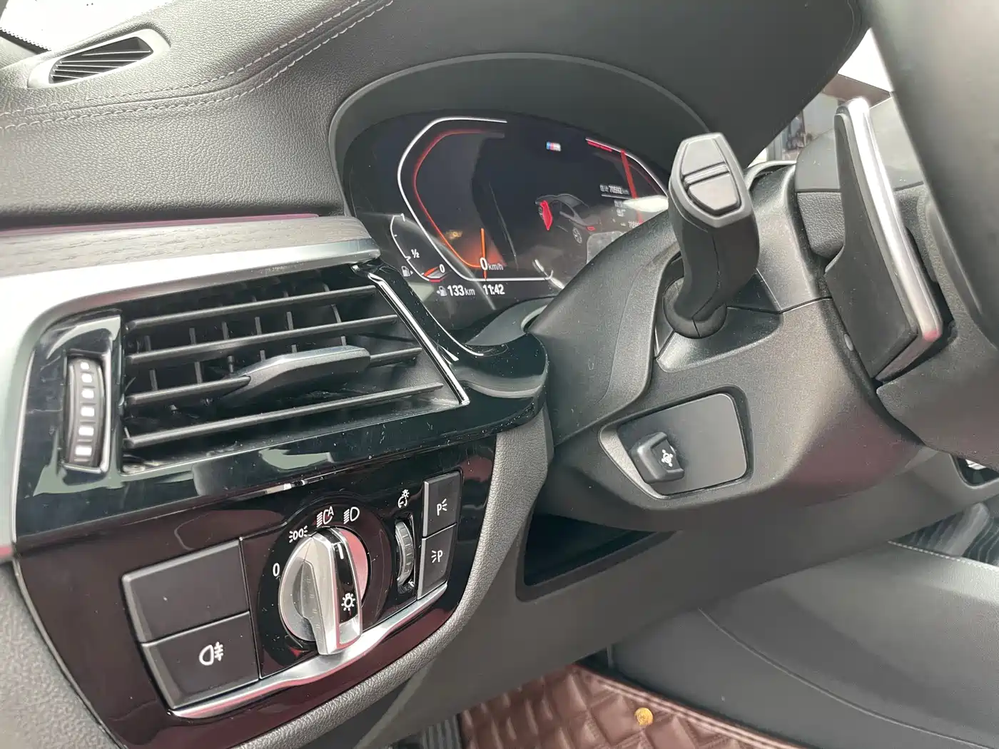 BMW 5 Series 2021 Facelift 530Li Leading M Sport Package фото 16