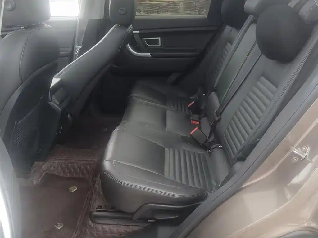 Land Rover Discovery Sport (Import) 2015 2.0T HSE Luxury фото 13