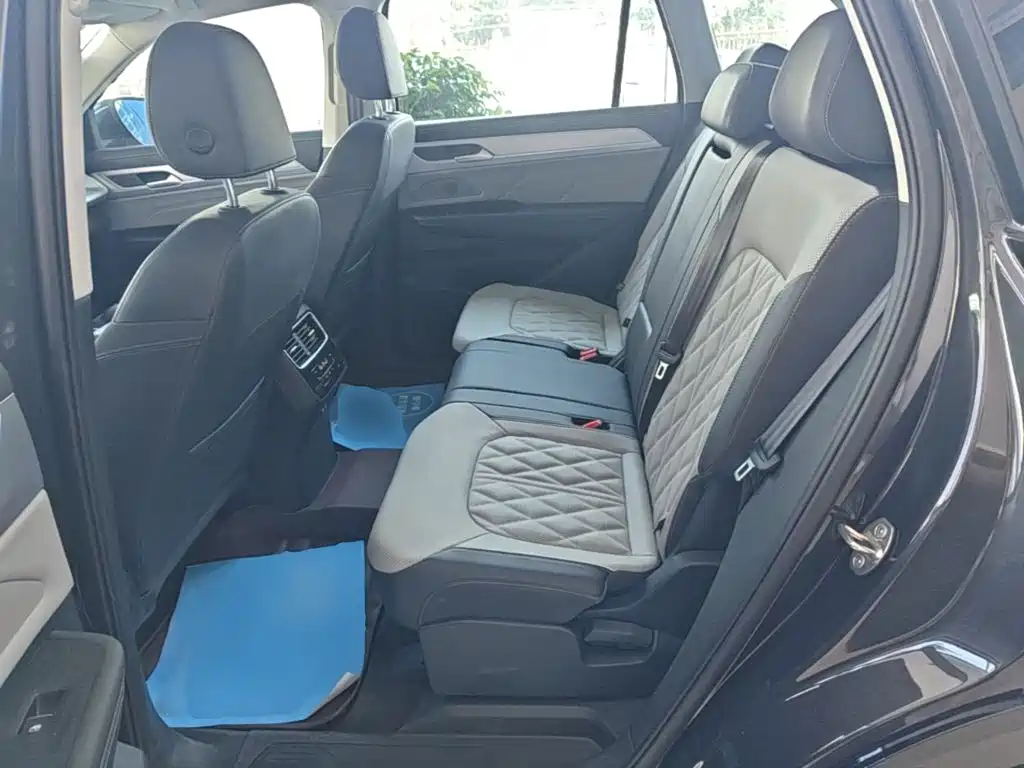 Volkswagen Talagon 2025 2025 380TSI 4WD R-Line Cruise Deluxe Edition