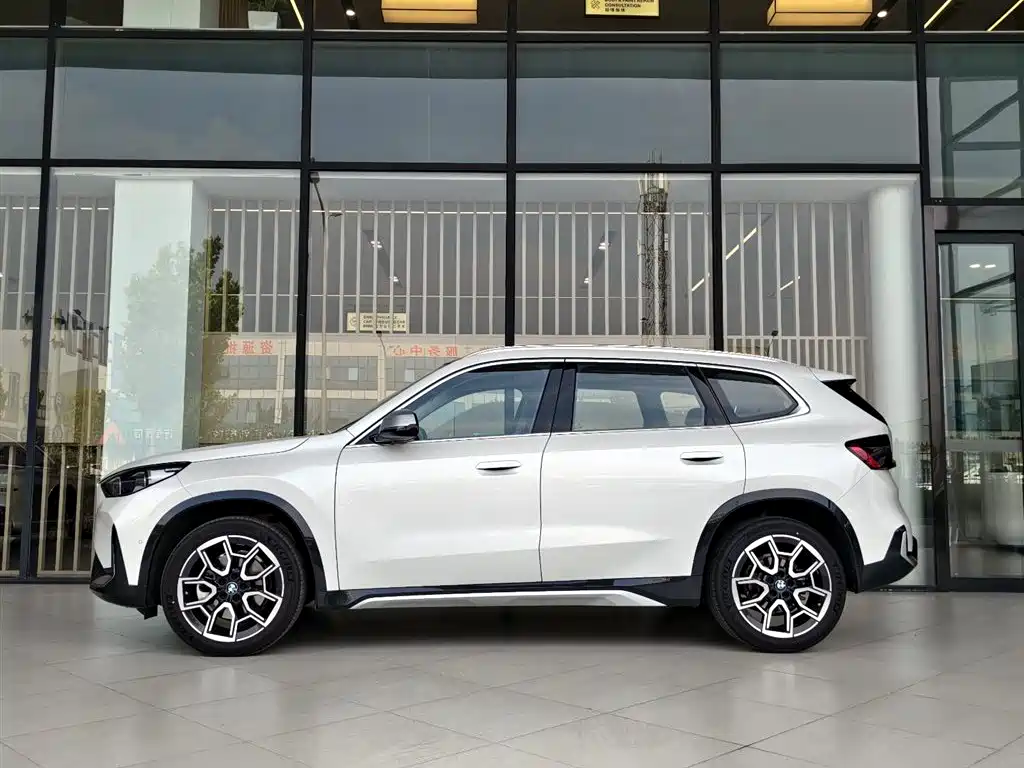 BMW X1 2025 sDrive25Li X Design Package фото 3