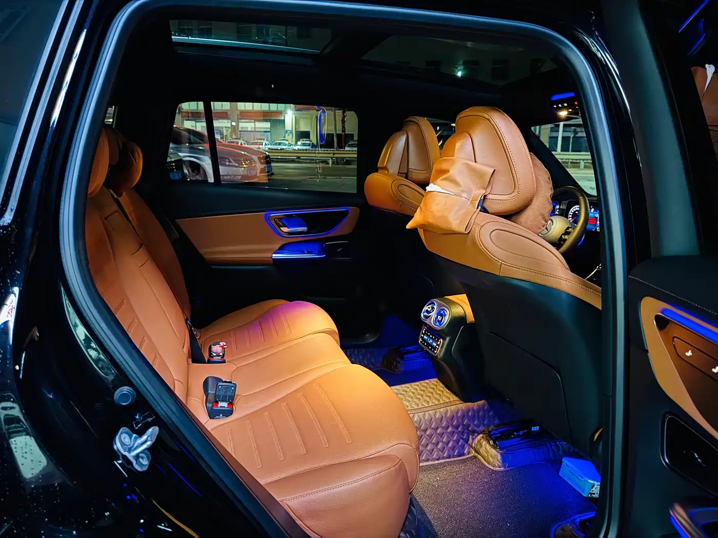 Mercedes-Benz GLC 2024 GLC 300 L 4MATIC Dynamic 5-seater фото 8