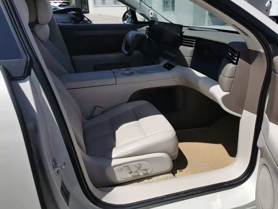 Фото 8 - IM Motors IM LS6