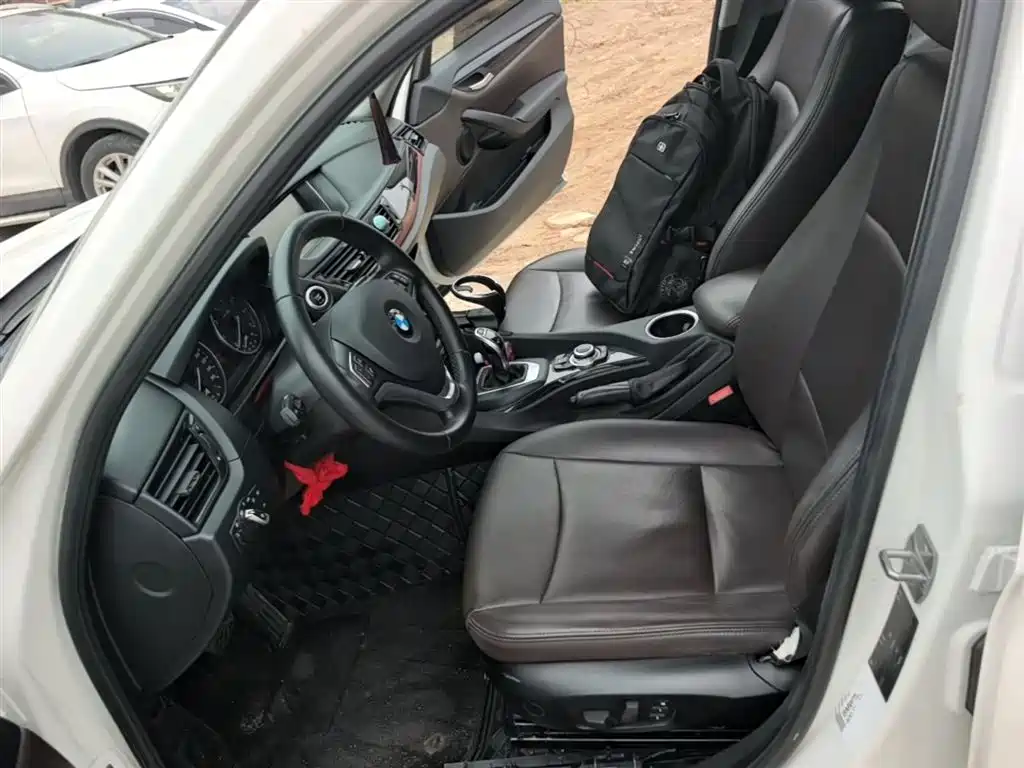 BMW X1 2015 Model sDrive18i Fashion Advanced Edition фото 15