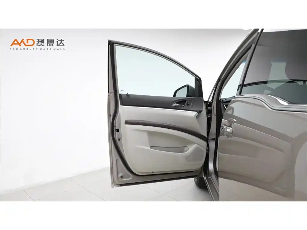Buick GL8 2022 Land Business Class 652T Prestige фото 11
