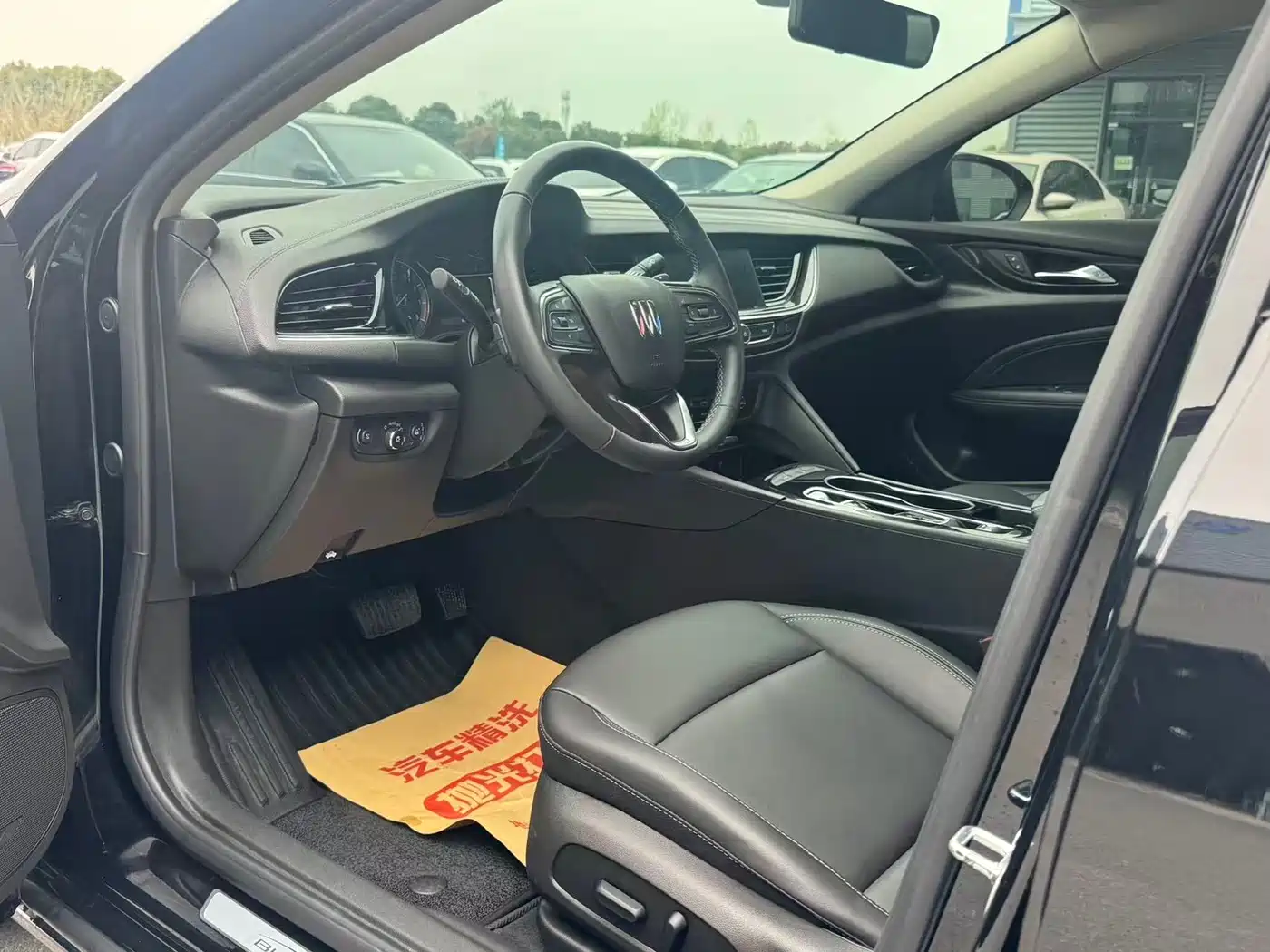 Buick Regal 2024 25T Ultra Comfort Edition фото 7