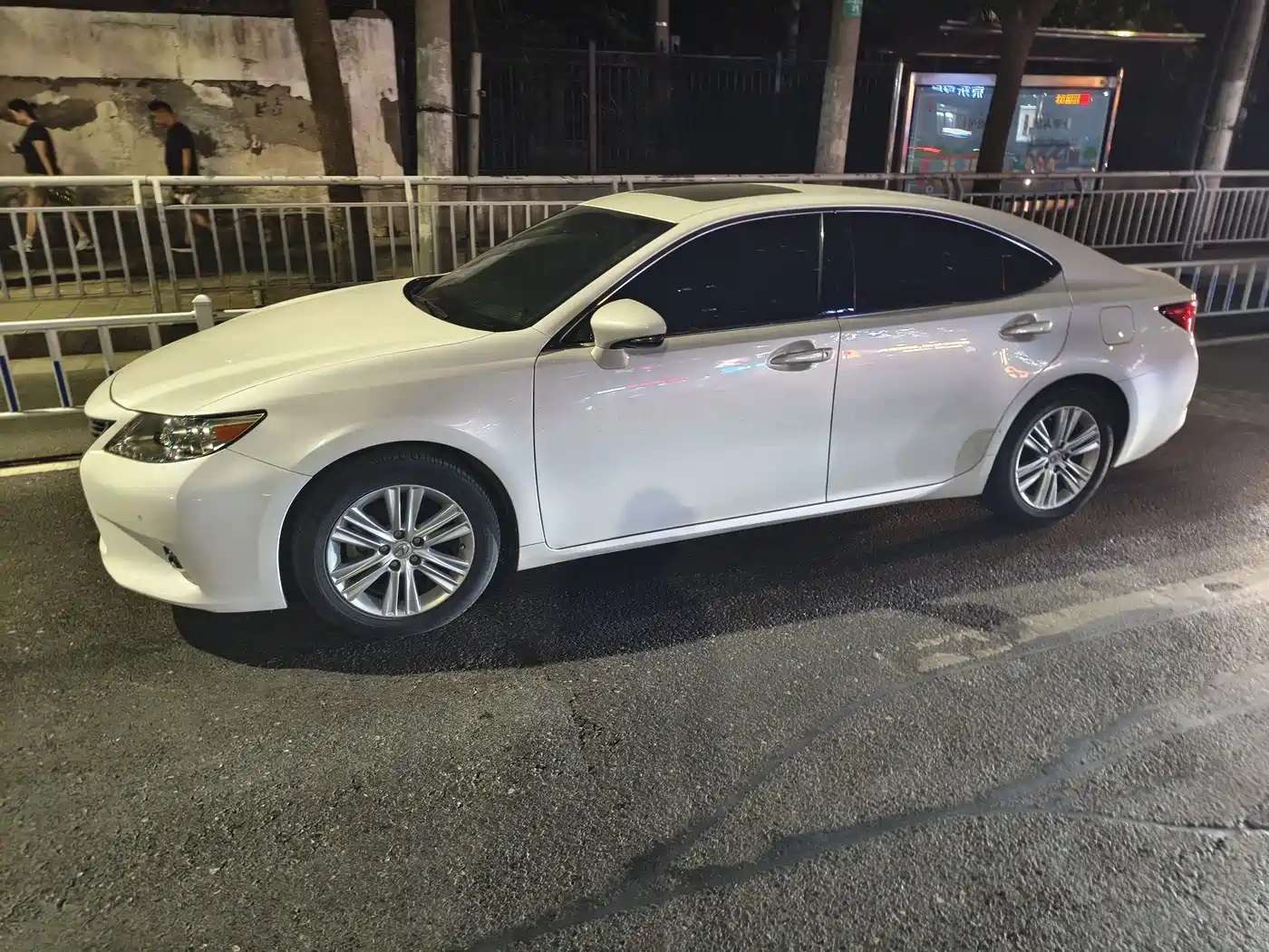 Lexus ES 2013 250 Elite Edition фото 4