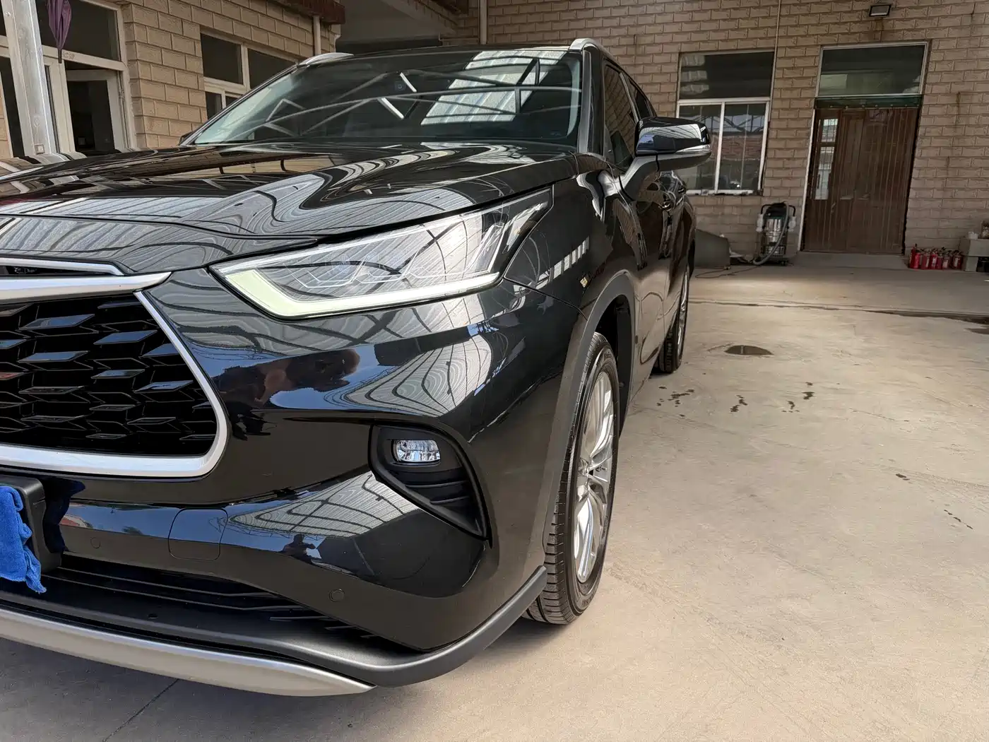 Toyota Highlander 2022 380T 4WD Premium 7-Seater фото 3