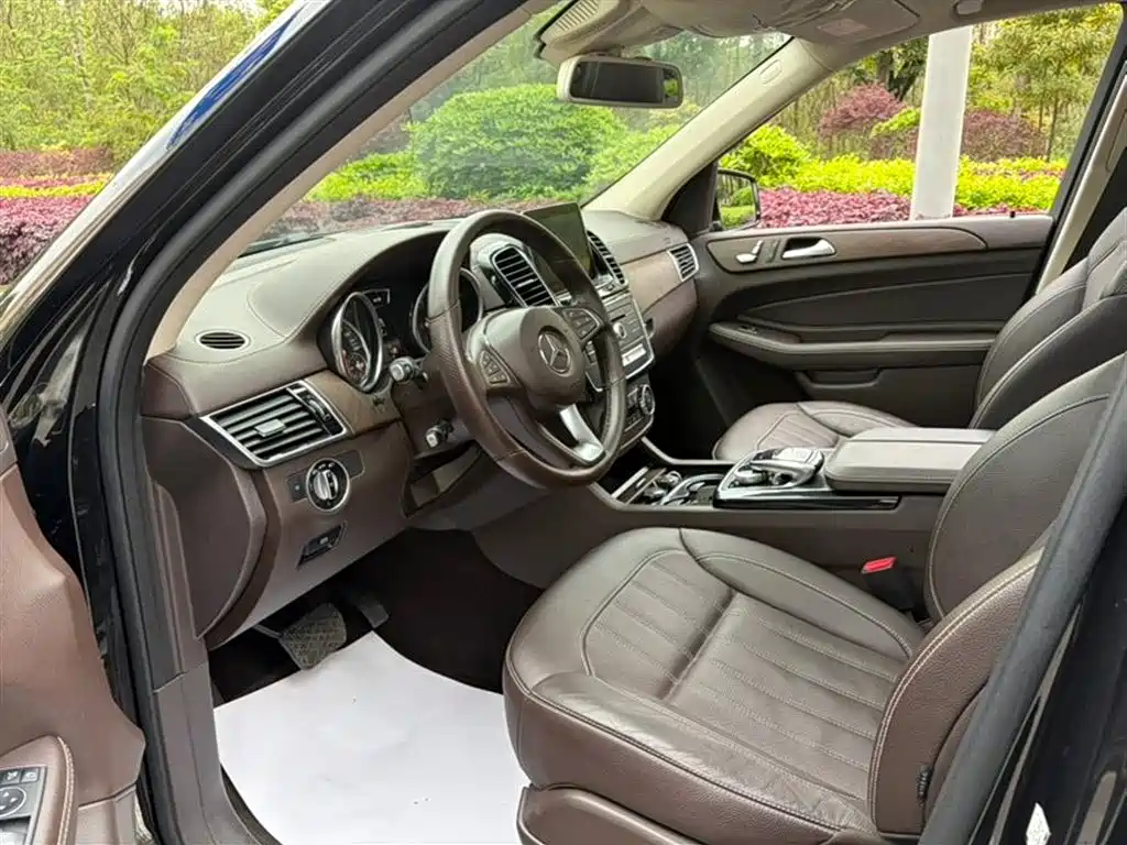 Mercedes-Benz GLE 2017 GLE 400 4MATIC фото 7
