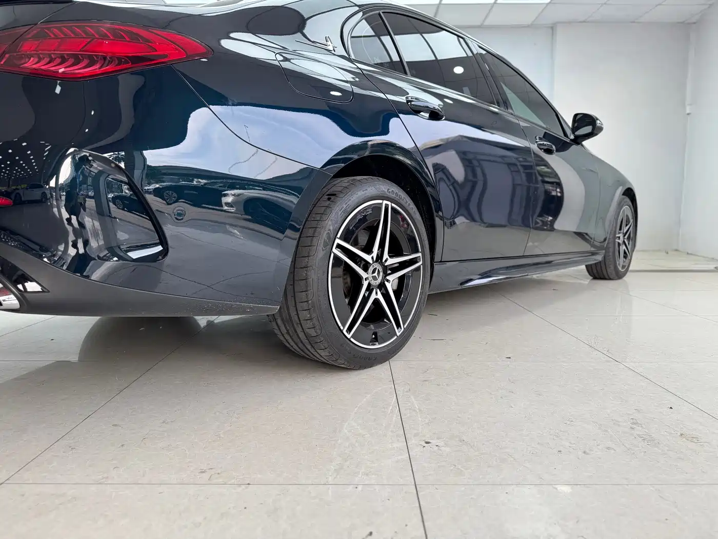 Mercedes-Benz C-Class 2023 C 260 L Night Edition Sport фото 20