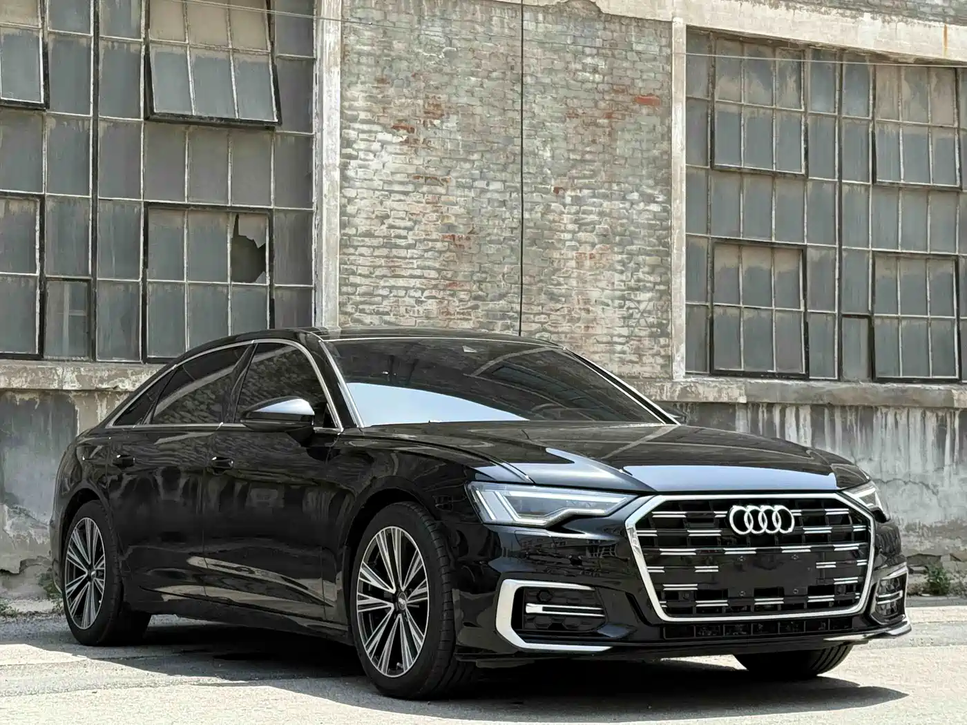 Audi A6L 2019 40 TFSI Luxury Dynamic фото 3