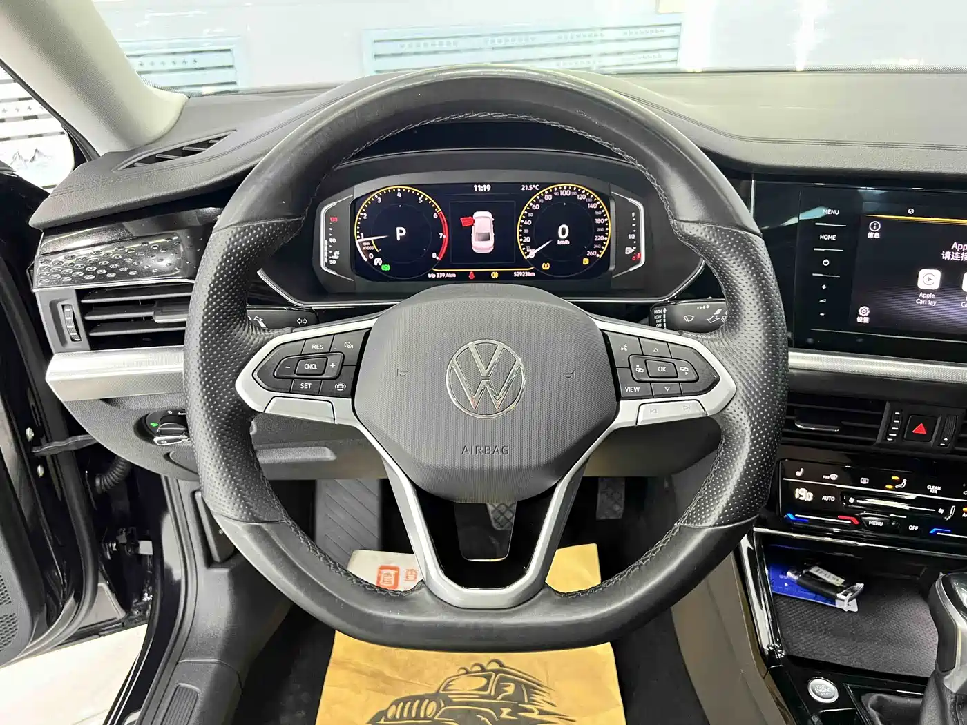 Volkswagen Passat 2022 280TSI Elite Edition фото 14