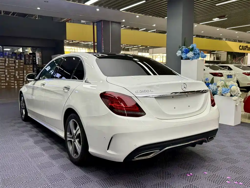 Mercedes-Benz C-Class 2020 Facelift C 260 L Sport фото 4