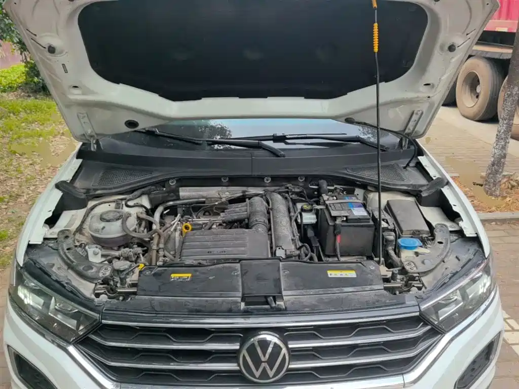 Volkswagen T-ROC 2021 Facelift 280TSI DSG 2WD Comfort Smart Connect Edition фото 20