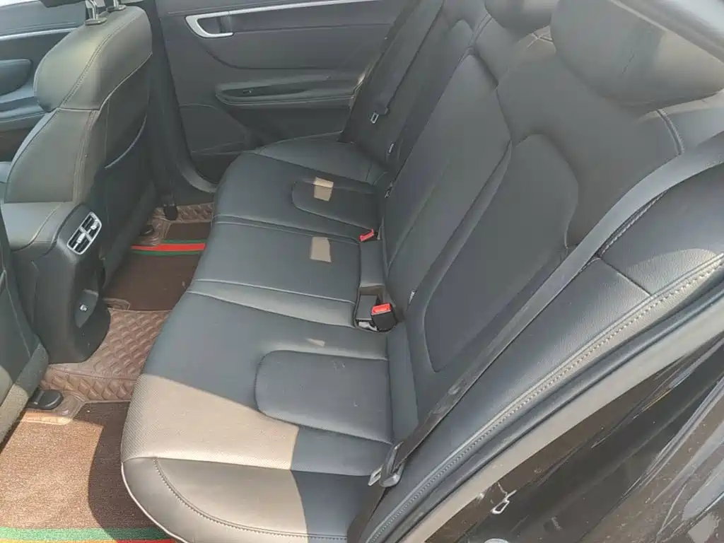 Hyundai Mistra 2021 2021 1.8L CVT LUX Premium