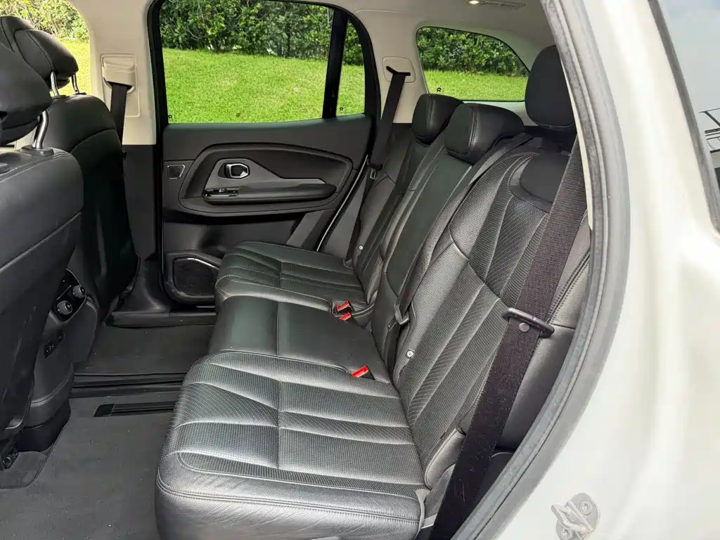 NIO ES8 2019 2018 355KM Base Model 7-Seater Version