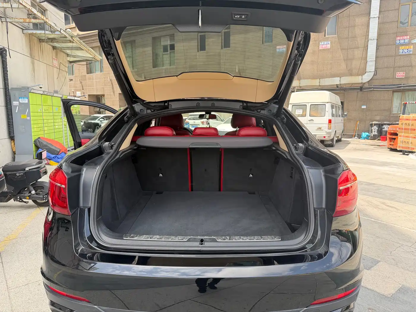BMW X6 2018 xDrive35i Leading Model фото 6