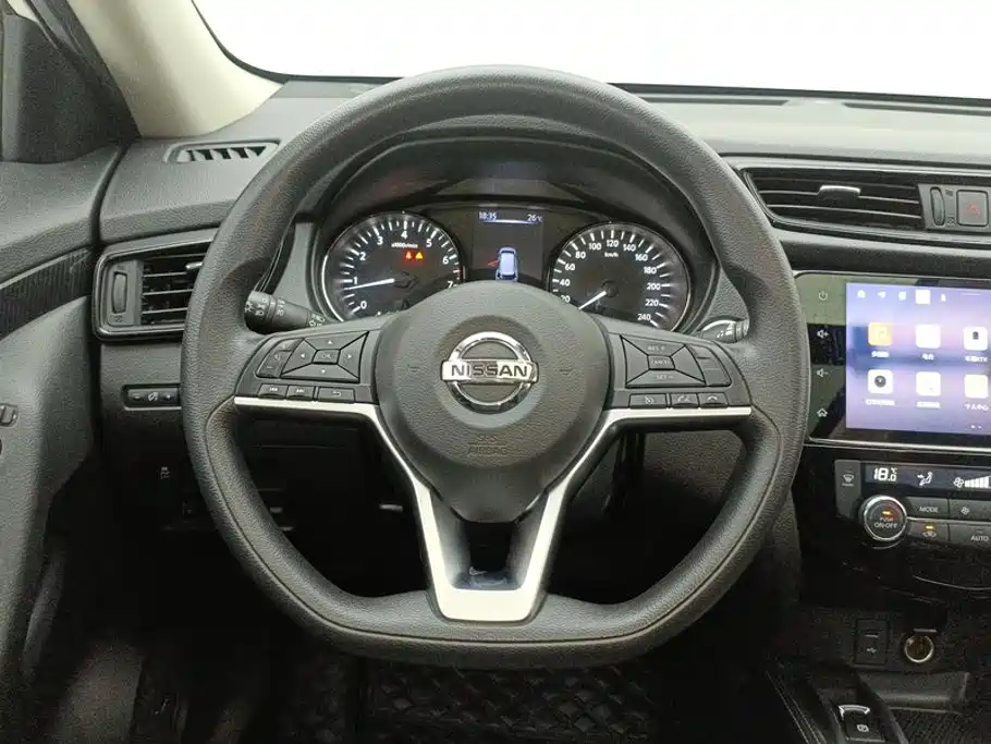 Фото 15 - Nissan X-Trail