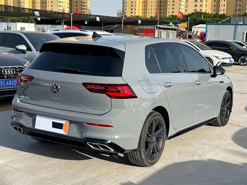 Volkswagen Golf 2023 280TSI DSG R-Line Lite фото 7