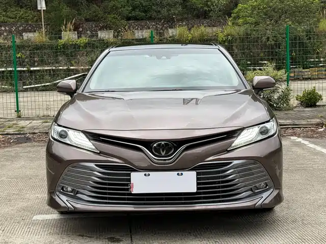 Toyota Camry 2019