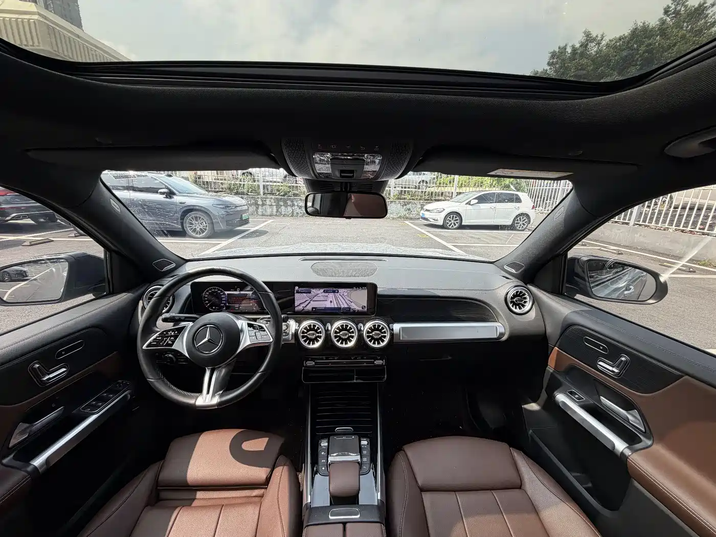 Mercedes-Benz GLB 2024 Facelift GLB 220 4MATIC фото 9