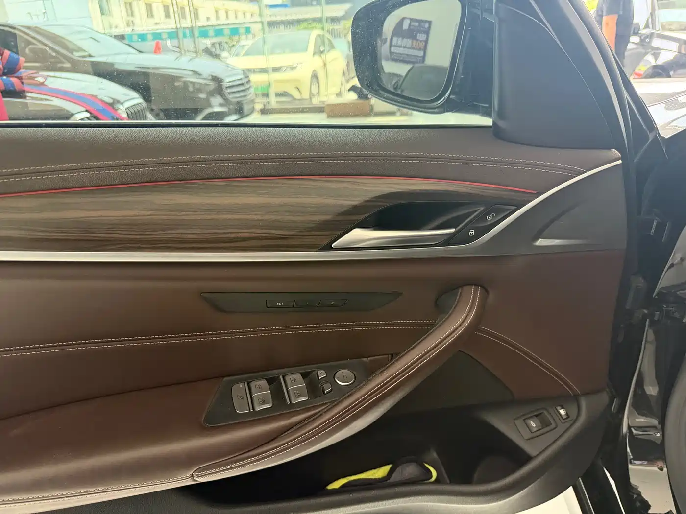 BMW 5 Series New Energy 2020 530Le Range Upgrade Luxury Package фото 4