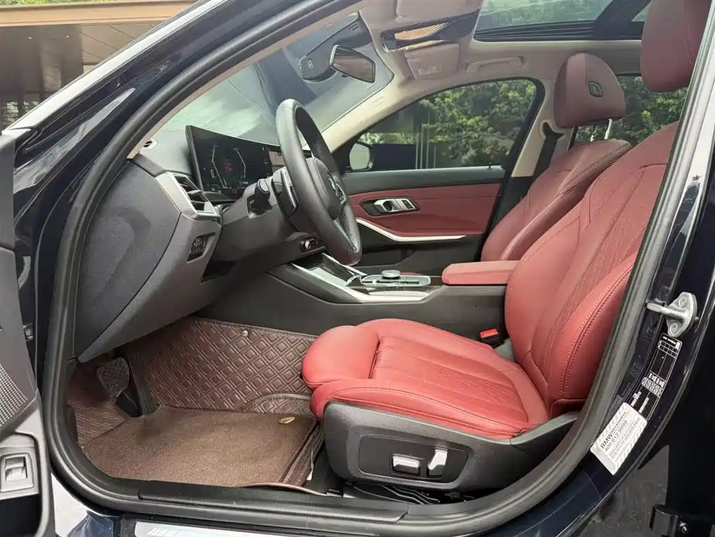 BMW 3 Series 2023 325Li M Sport Package фото 6