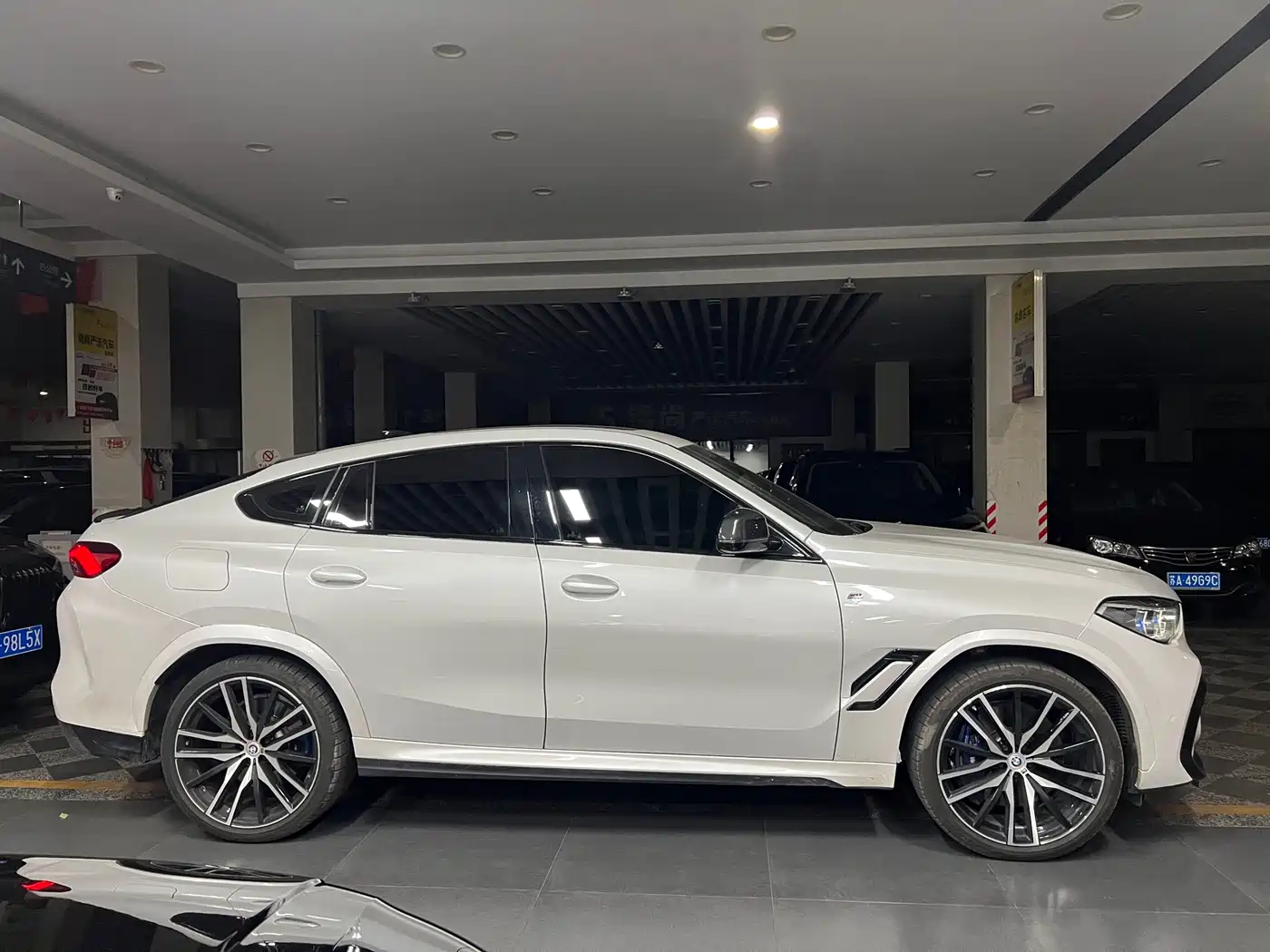 BMW X6 2019 xDrive35i Exclusive M Sport Package фото 3
