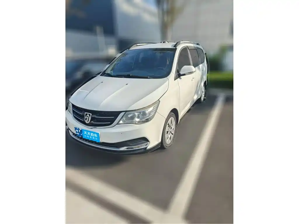Фото 1 - Baojun 730