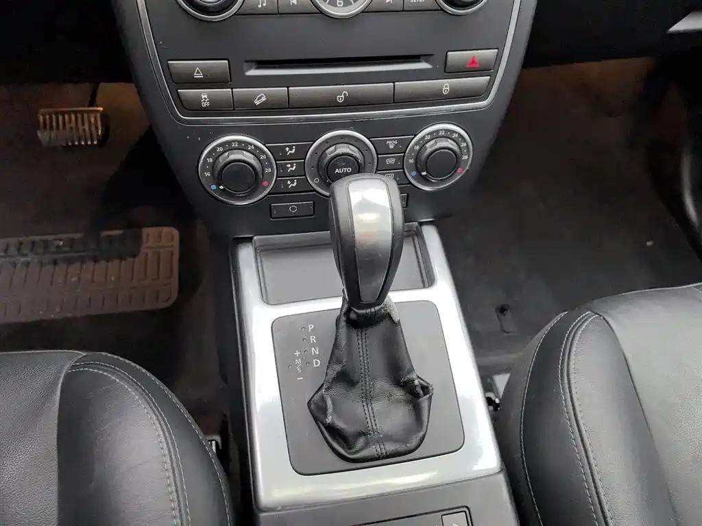 Land Rover Freelander 2 2014 2.2T SD4 SE Diesel Edition фото 13
