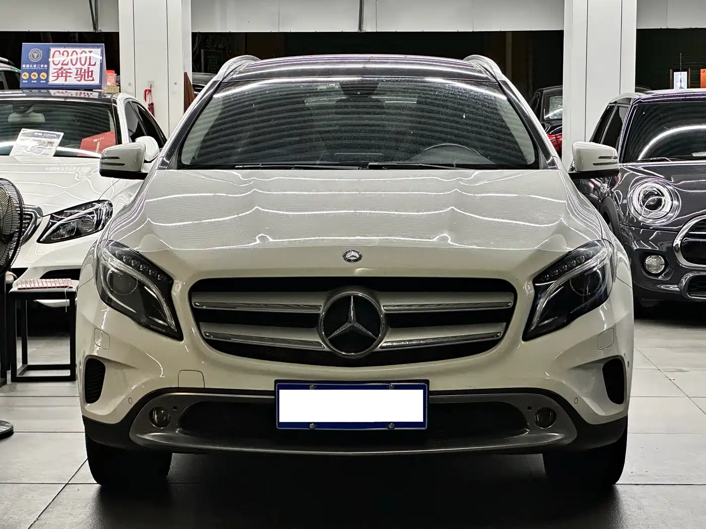 Mercedes-Benz GLA 2015 GLA 220 4MATIC Fashion Edition фото 2