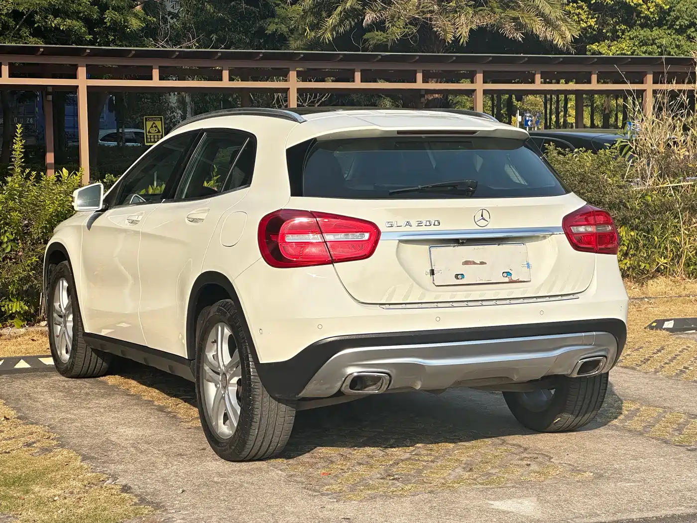 Mercedes-Benz GLA (Import) 2015 GLA 200 фото 16