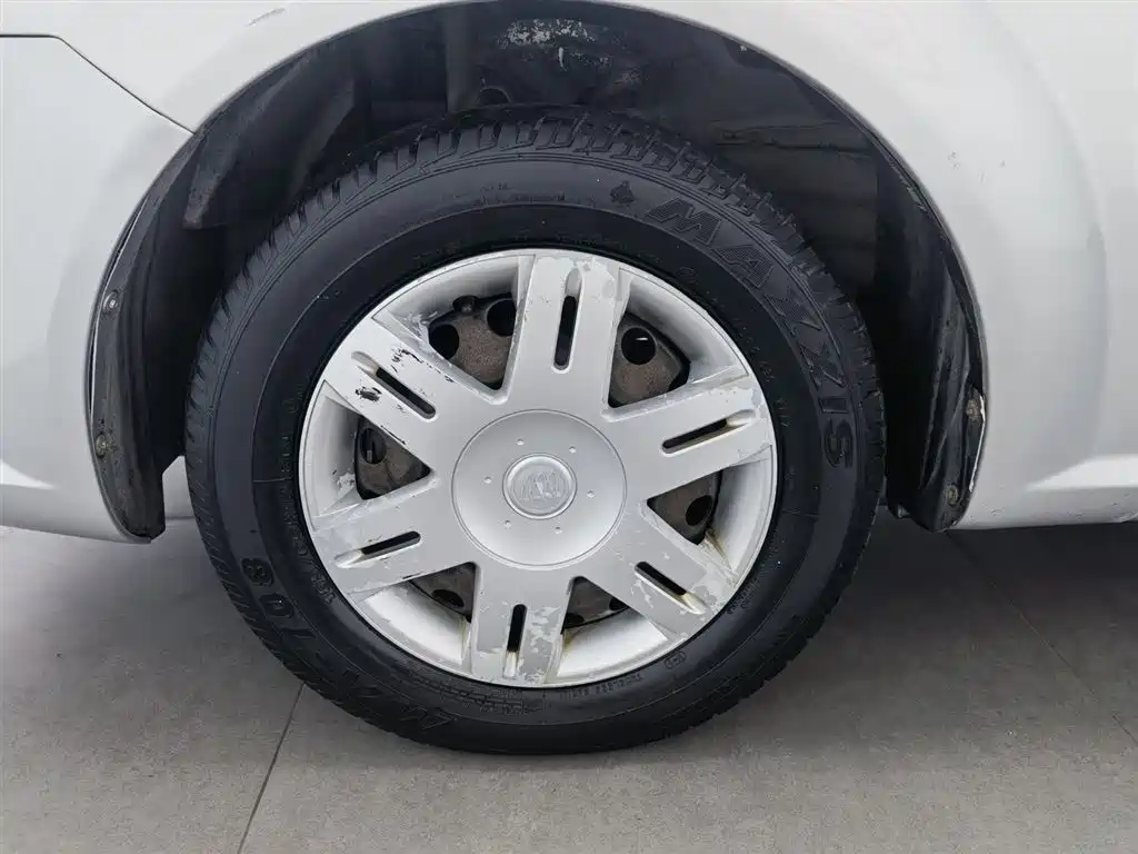 Buick Excelle 2013 1.5L Automatic Classic фото 17
