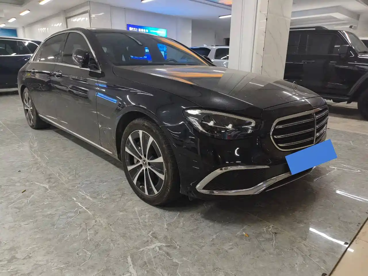 Mercedes-Benz E-Class New Energy 2021 E 350 e L Plug-in Hybrid Sports Sedan фото 3