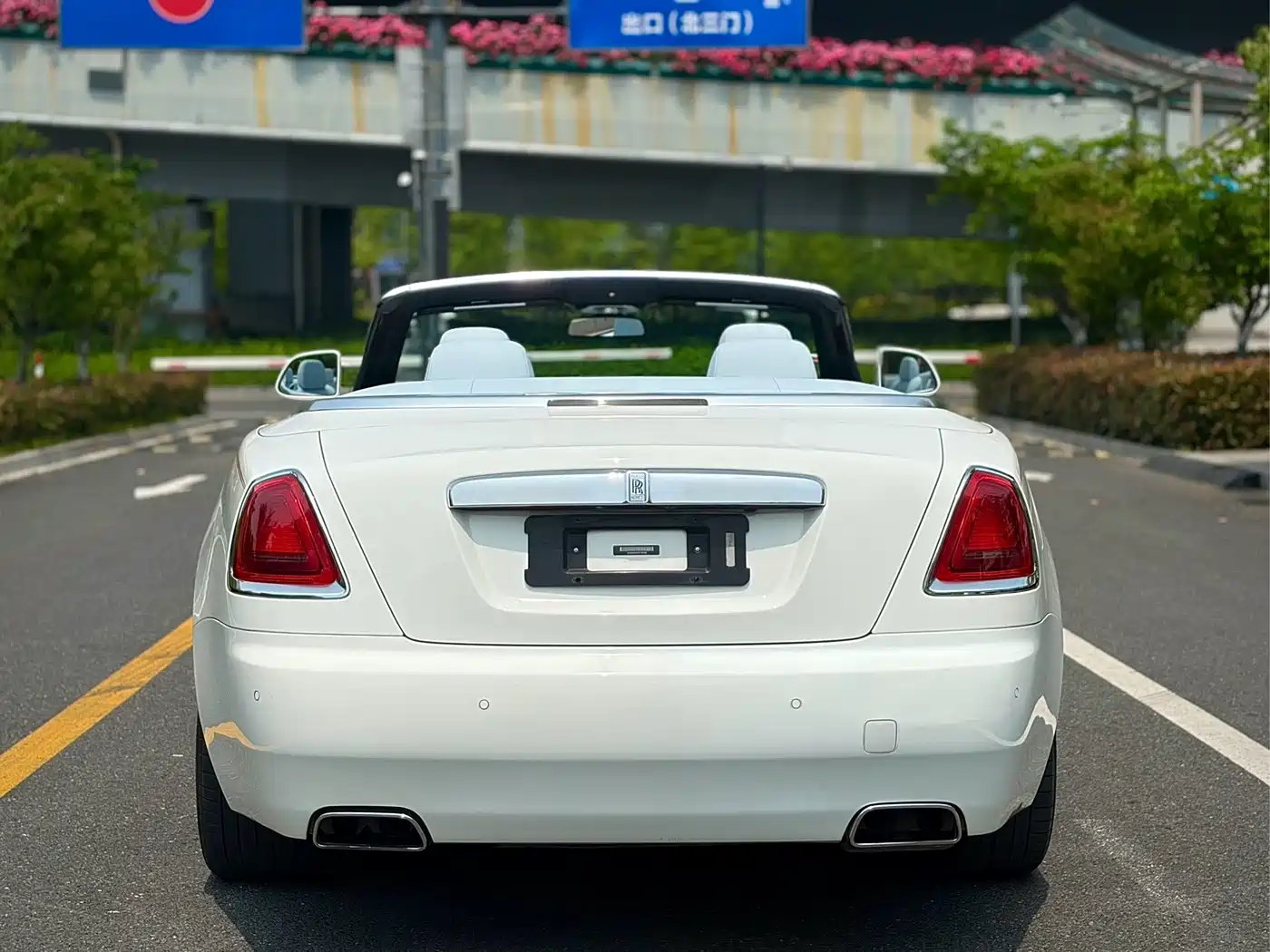 Rolls-Royce Dawn 2018 2018 6.6T Standard