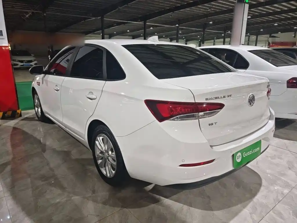 Фото 5 - Buick Excelle