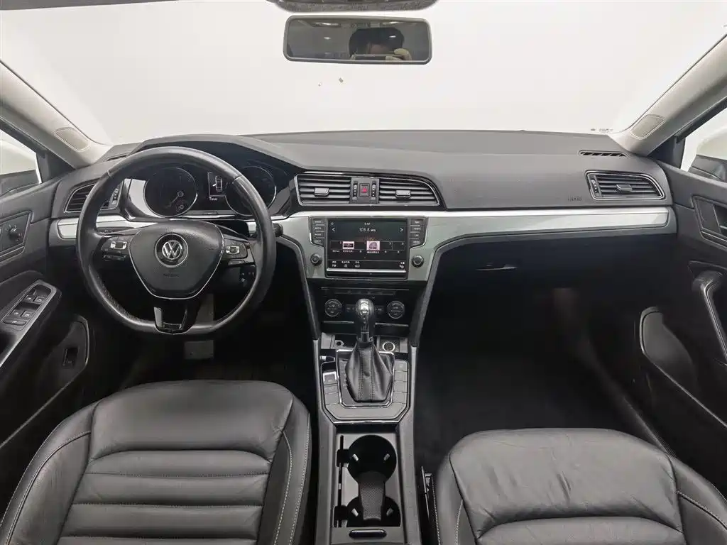 Volkswagen Lamando 2018 280TSI DSG Comfort Edition фото 5