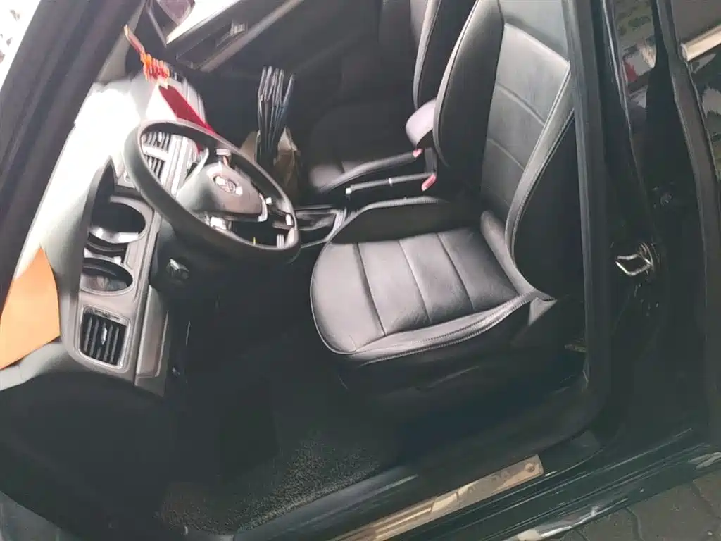 Volkswagen Lavida 2015 230TSI DSG Comfort Edition фото 15