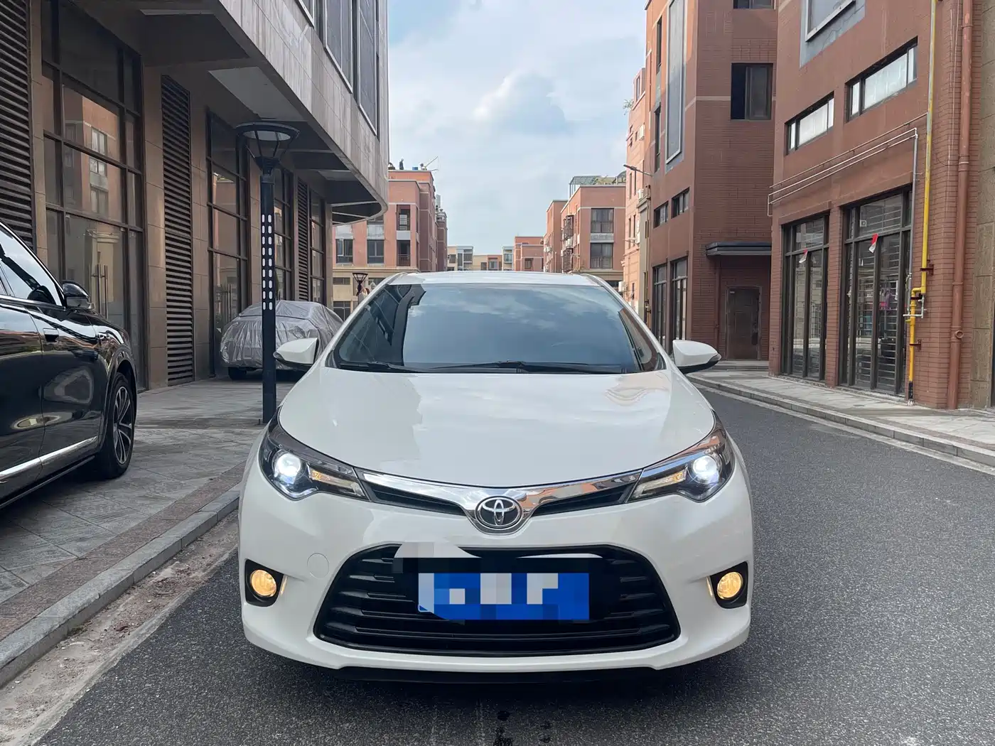 Toyota Levin 2014 1.6G CVT Elite Edition фото 2