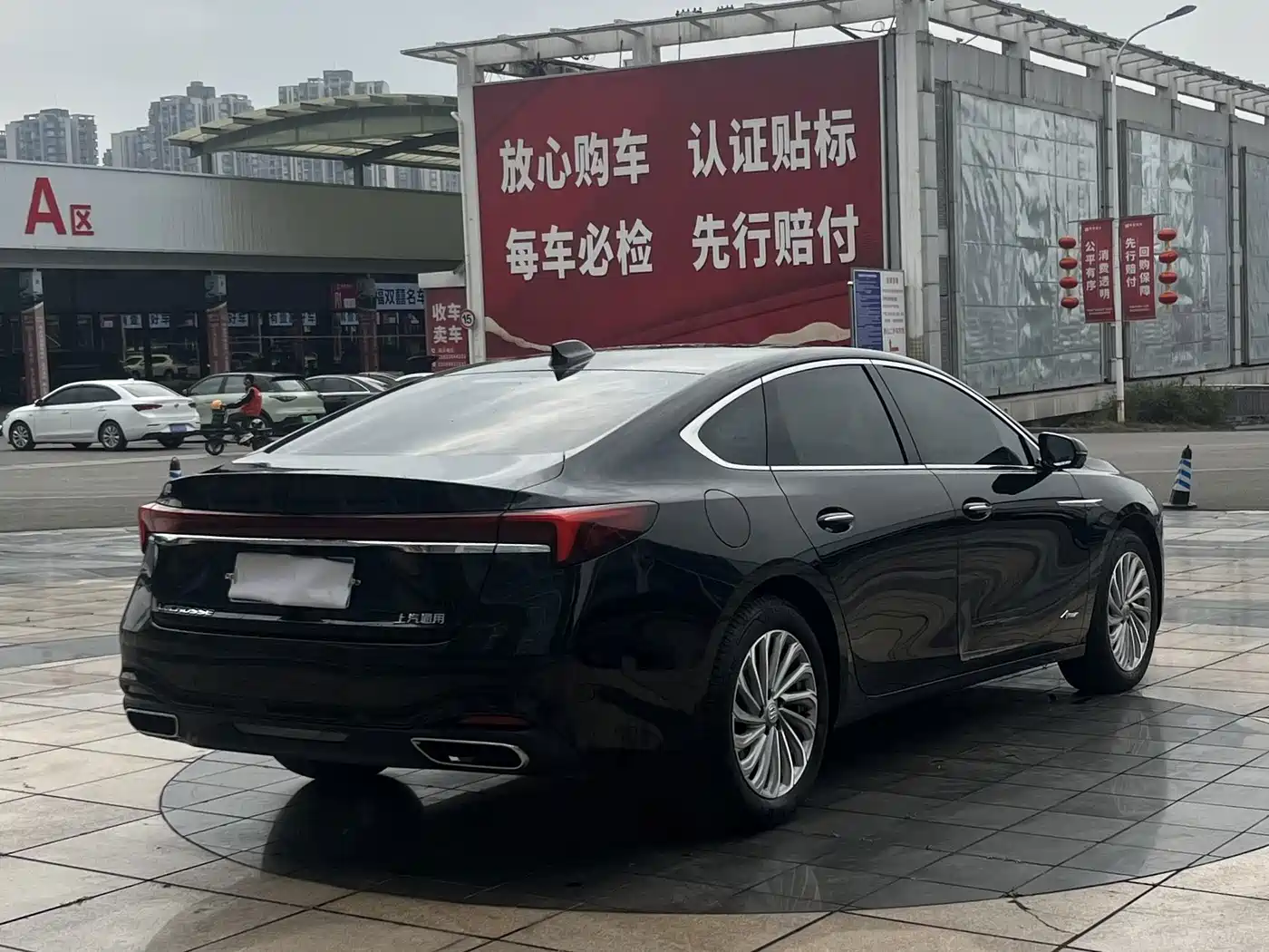 Buick LaCrosse 2025 2025 Model 28T Platinum Edition