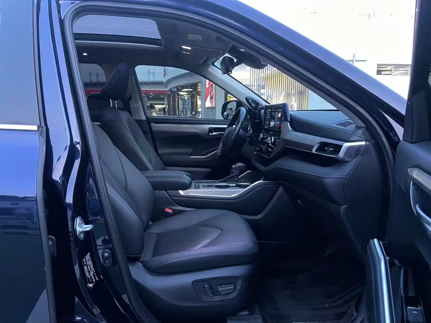 Toyota Highlander 2024 2.5L Smart Hybrid 4WD Ultimate 7-seater фото 7