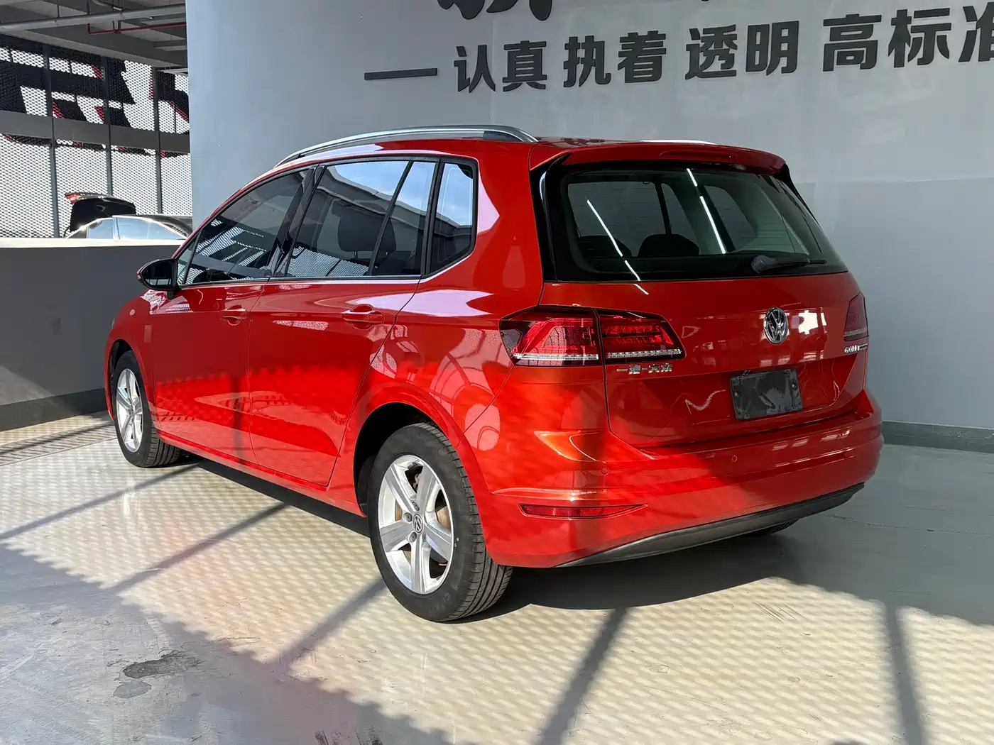 Volkswagen Golf Sportsvan 2016 1.6L Automatic Comfort фото 7