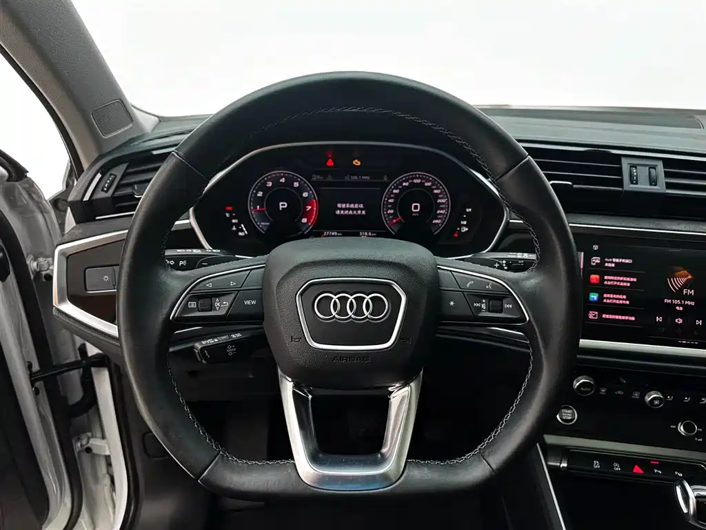 Audi Q3 2023 35 TFSI Fashion Dynamic (1.4T) фото 11