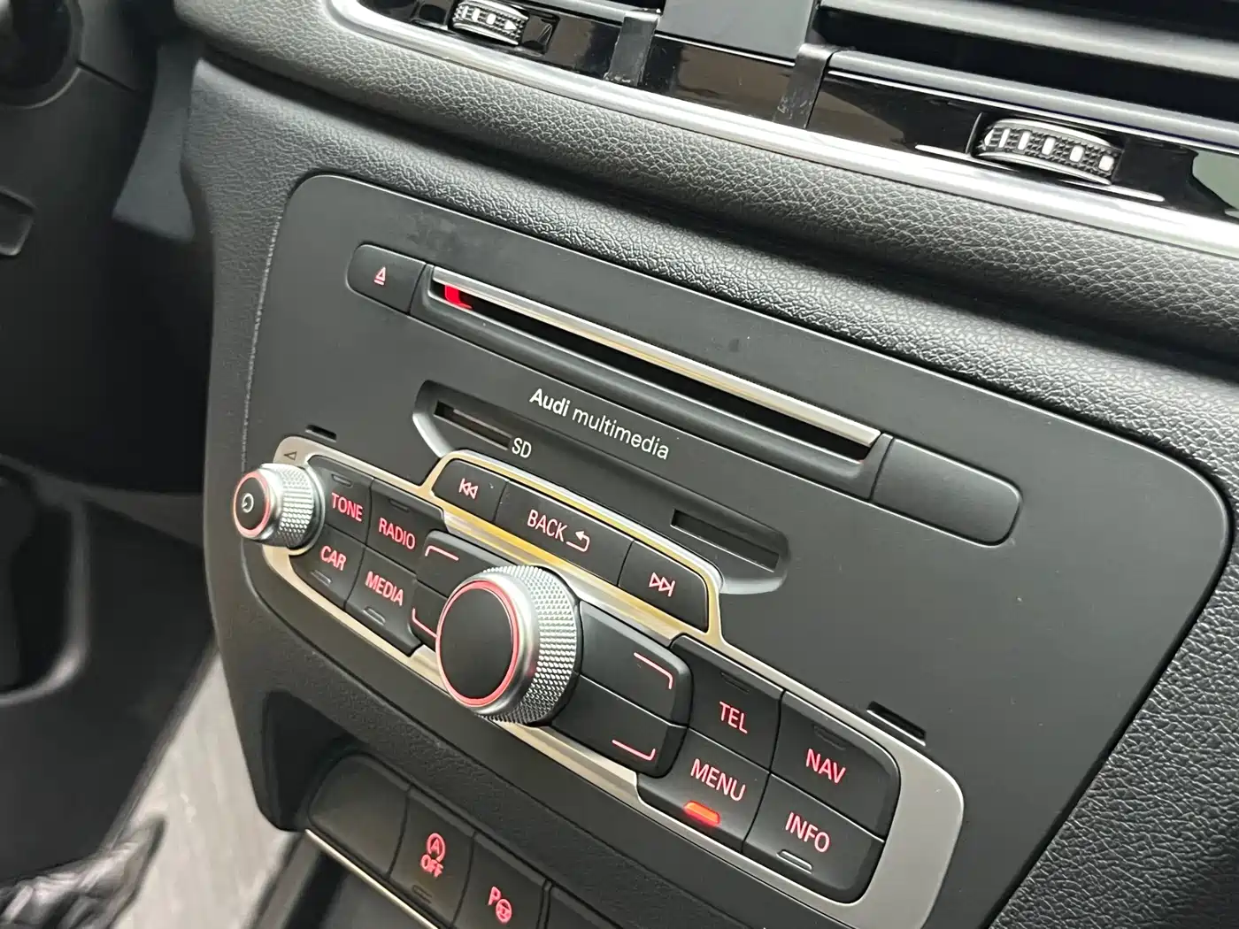Audi Q3 2016 35 TFSI Style фото 21