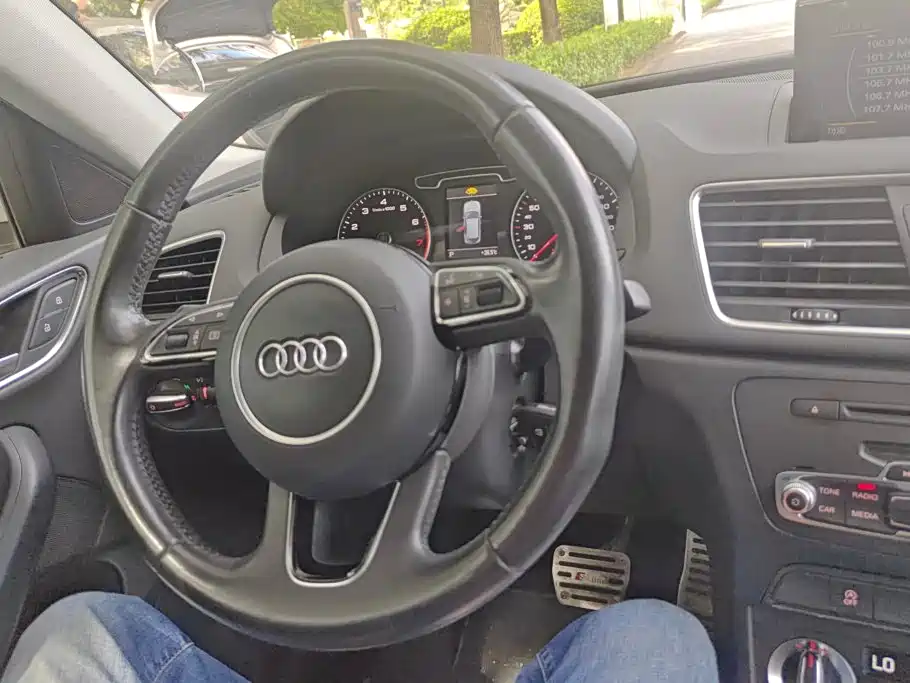 Фото 15 - Audi Q3