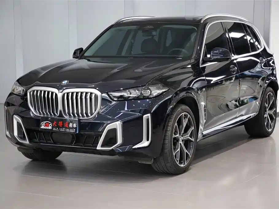 BMW X5 2023 xDrive 30Li Premium M Sport Package