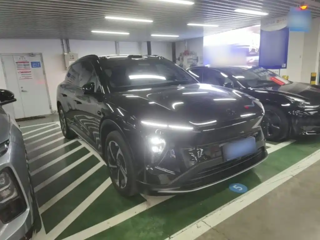 Фото 4 - NIO ES6