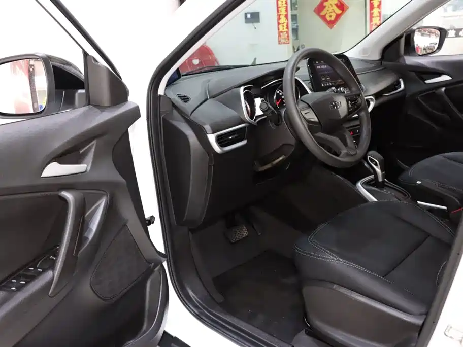 Chevrolet Trax 2019 Redline 335T CVT Trend Edition (China VI) фото 9